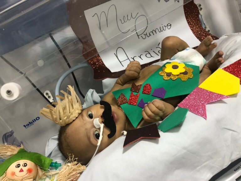 Bebês ganham festa julina na UTI da Norospar em Umuarama