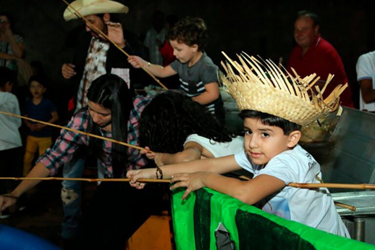 Arraiá do Zé Operário segue neste domingo com almoço especial e Show de Prêmios