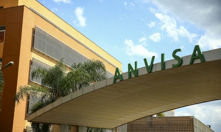 Anvisa alerta para falsificação da somatropina 20 mg, hormônio que estimula o crescimento
