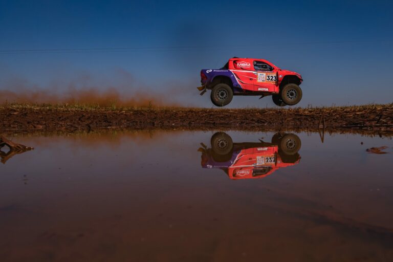 Depois de receberem o carinho de Umuarama, pilotos do Rally Sertões partem para Presidente Prudente