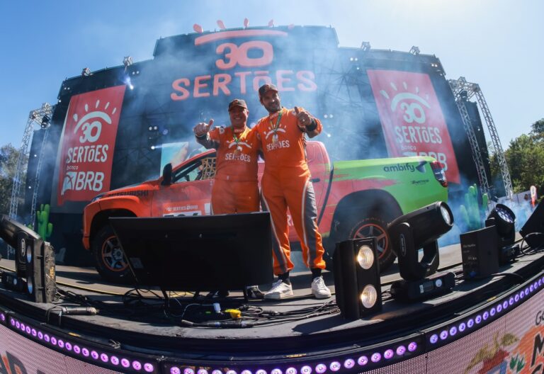 Leandro Lima, ator da novela Pantanal, sofre acidente no percurso do Rally dos Sertões