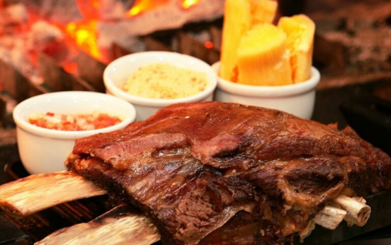 Associação Vida e Solidariedade prepara o 1° Almoço Sertanejo, com costela assada