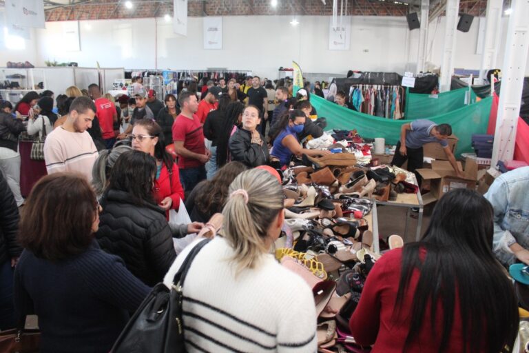 Umuarama: 45ª edição da Feira Ponta de Estoque registra público recorde