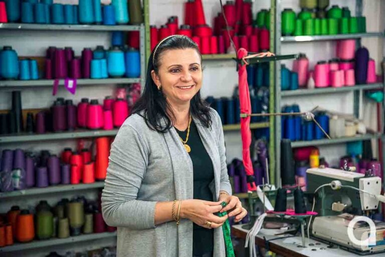 Marca de Umuarama dribla concorrência chinesa e se dá bem com roupas esportivas