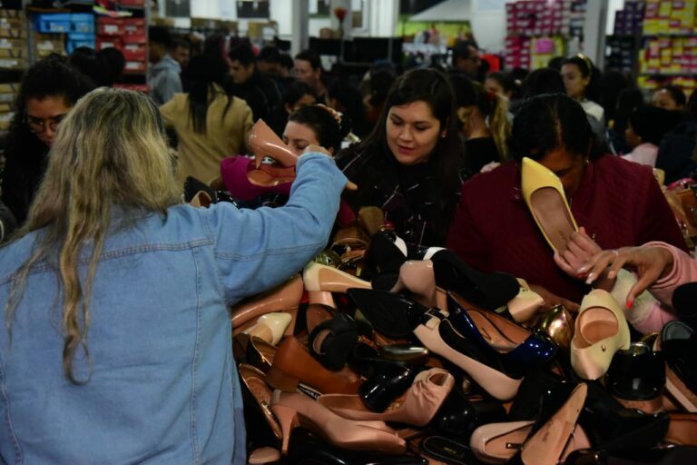 45ª edição da Feira Ponta de Estoque segue até sábado com boas expectativas de negócios