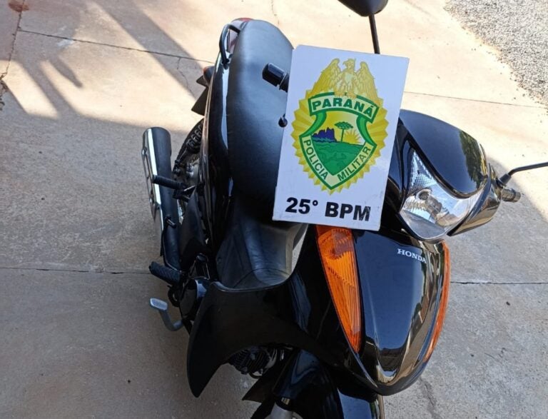 Moto com sinal identificador adulterado é apreendida em Iporã; condutora não tinha CNH