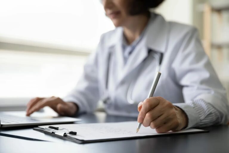 ParanáPrevidência credencia médicos peritos em todo o Paraná, incluindo Umuarama