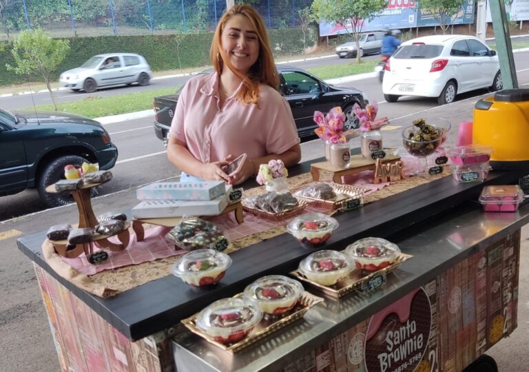 Feira Faisca deste sábado terá roda de conversa sobre viver de arte