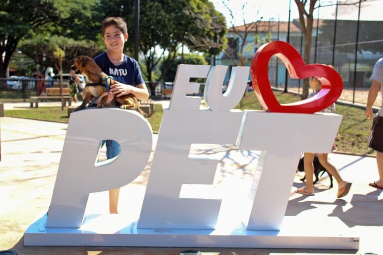 Cianorte investe em parque para cães, pintura, paisagismo e acessibilidade em praças
