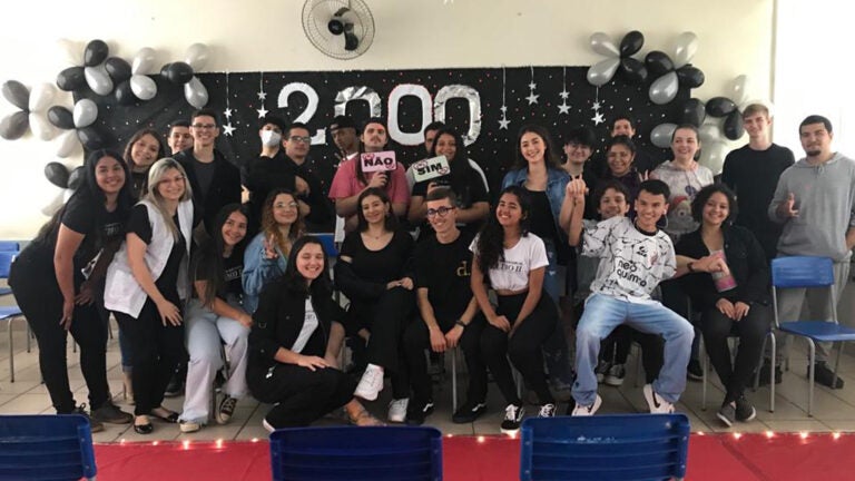 Vídeo: Alunos do Colégio Pedro II de Umuarama apresentam trabalhos durante Mostra Cultural