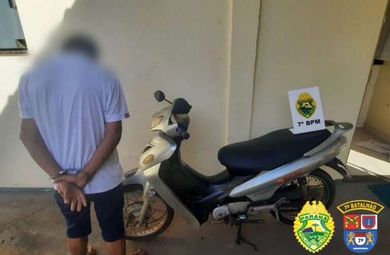 Homem com mandado de prisão por furto e com moto irregular é detido em Cidade Gaúcha
