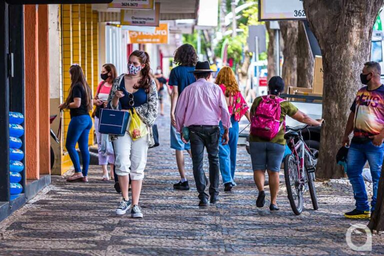 Mutirão de empregos no comércio de Umuarama já tem mais de 260 vagas cadastradas