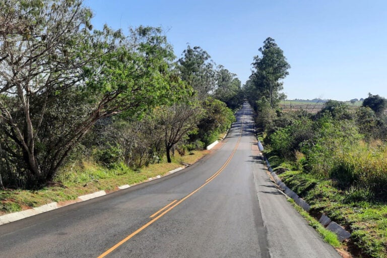 Obras de conservação da PR-082 entre Cidade Gaúcha e Nova Olímpia estão na fase final