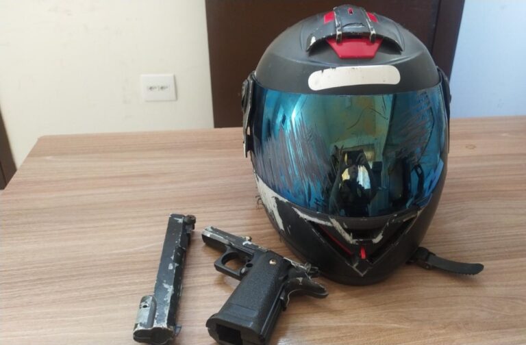 Umuarama: Dupla armada com simulacro assalta padaria e posto em poucos minutos