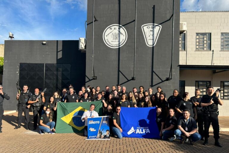 Acadêmicos de Direito da UniAlfa visitam a Penitenciária Estadual de Cruzeiro do Oeste