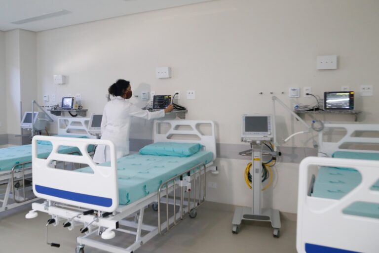 Governo pretende aumentar repasse de recursos para os hospitais do Paraná