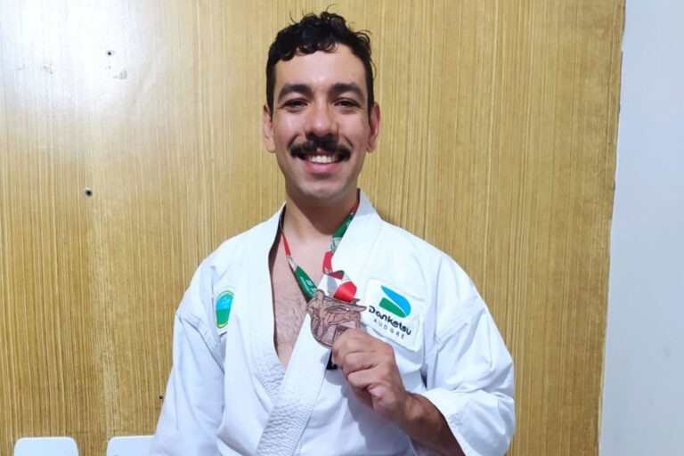 Atleta do 7° Batalhão da PM se destaca em Campeonato Paranaense de Karatê
