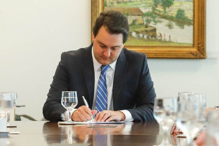 Ratinho Junior mantém Ortega, Ortigara e Guto Silva no governo