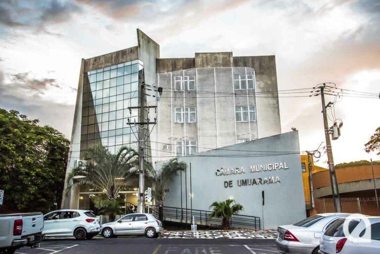 Sessão ordinária da Câmara terá publicação de pedido de cassação e protesto da população