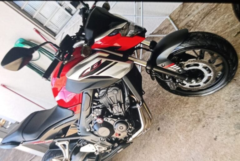 Moto furtada é abandonada em mata na rodovia entre Umuarama e Maria Helena