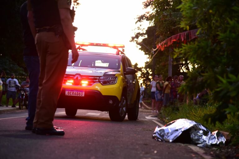 PM encontra 15 estojos de calibre 9mm em local onde foi registrado homicídio em Umuarama