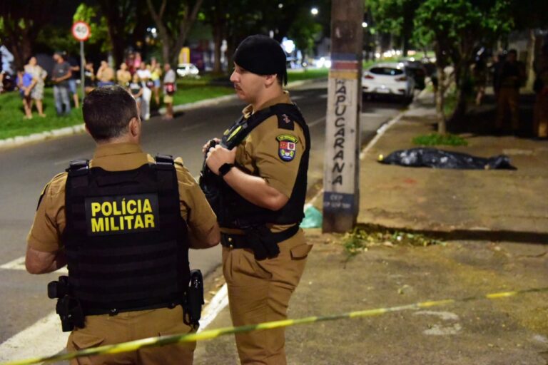 Briga entre andarilhos resulta em um morto por espancamento na Praça Anchieta