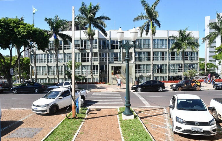 Confira a agenda de licitações da Prefeitura para construção de residências em Umuarama