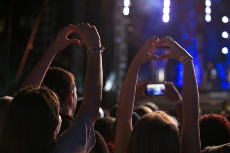 Expo Umuarama 2023 inova com dois grandes shows e DJs na mesma noite