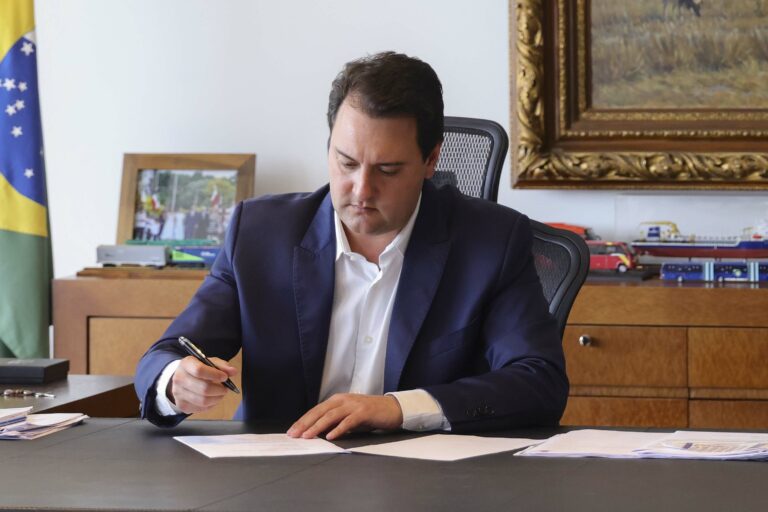 Ratinho Junior anuncia mais cinco nomes do novo governo; confira o perfil dos integrantes