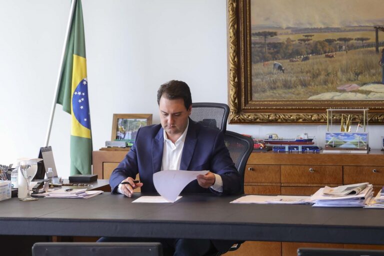 Ratinho Junior anuncia recondução dos diretores da Ferroeste, Invest, Fomento e BRDE