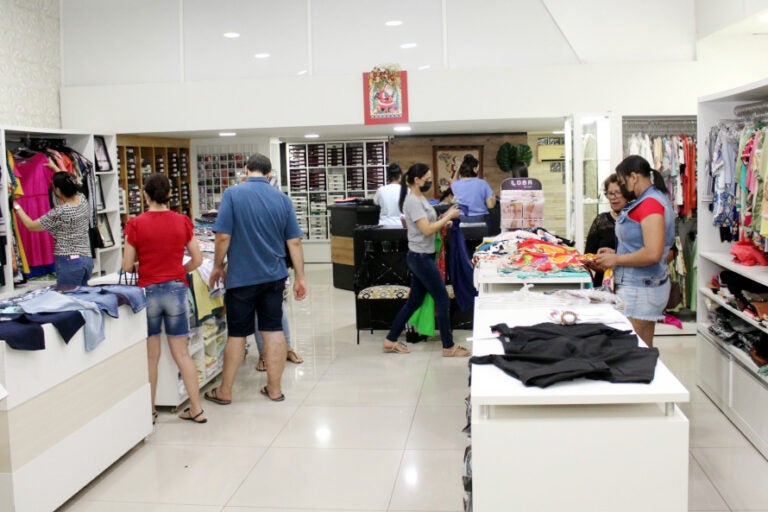 Campanha Umuarama Liquida anuncia descontos de até 70% entre os dias 23 e 25 de fevereiro