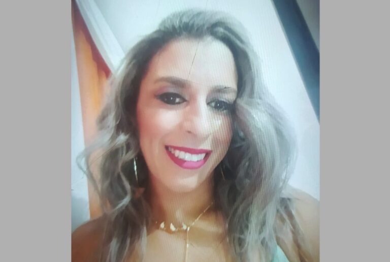 Moradora de Apucarana procura o pai que residia em Umuarama e trabalhou em uma máquina de café