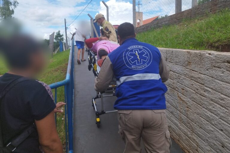 Estudante fica ferido após trombada durante jogo de futsal no Parque Jabuticabeiras