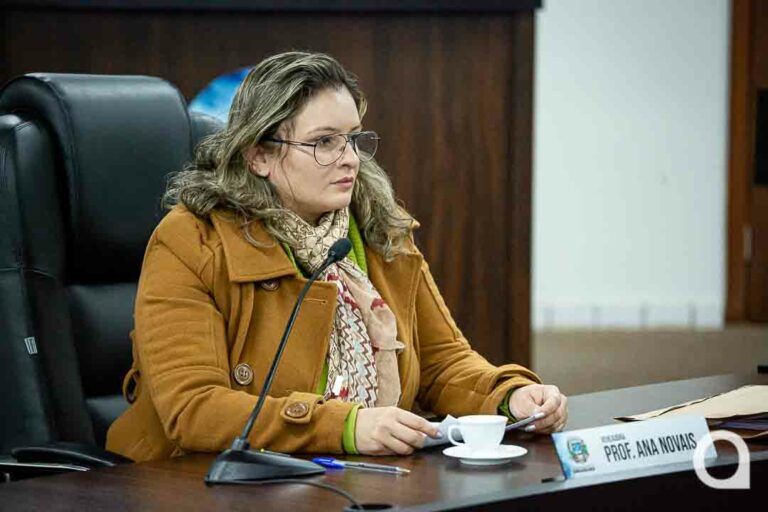 Ana Novais protocola projeto para garantir que teste de cariótipo seja realizado na saúde pública