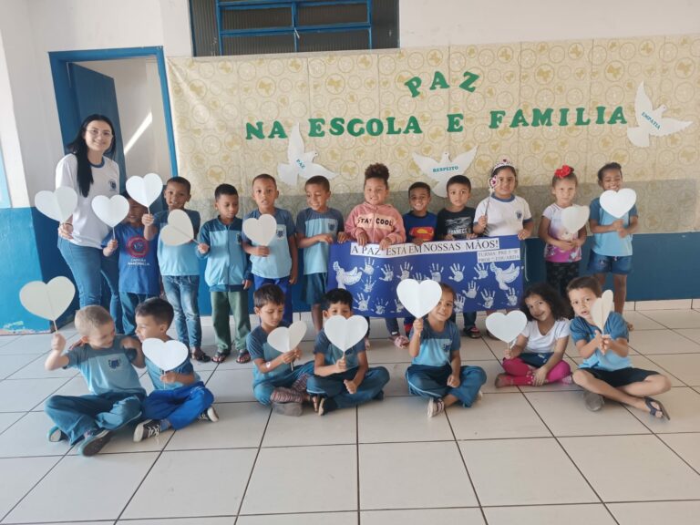 Contra a violência: Escola Municipal de Alto Piquiri realiza projeto ‘Paz na Escola e Família’