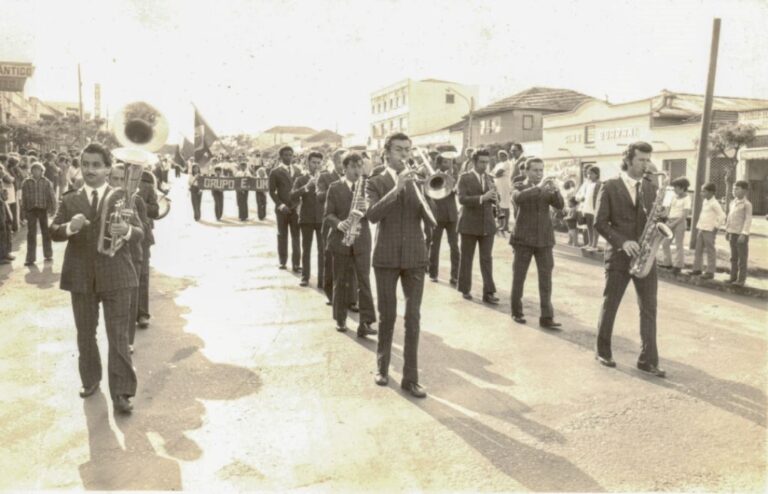 A banda mais querida da cidade vai comemorar 60 anos de música!