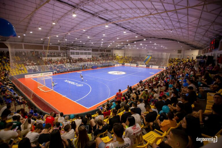 Umuarama Futsal terá sequência de cinco jogos pelo Estadual e pela Liga Nacional
