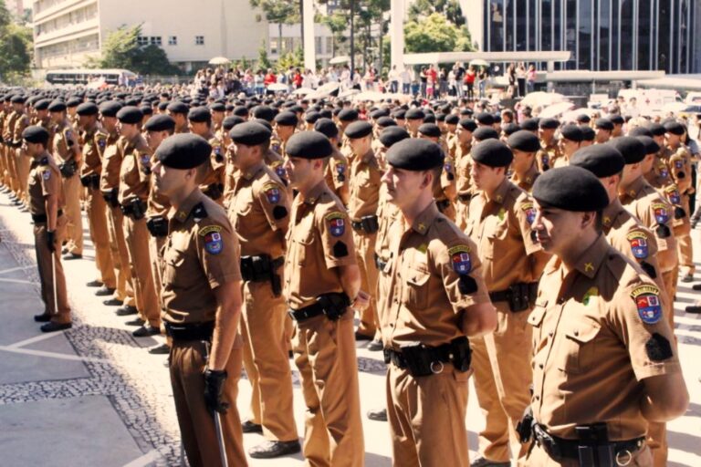 Governador Ratinho Junior autoriza concurso público para policiais e bombeiros militares