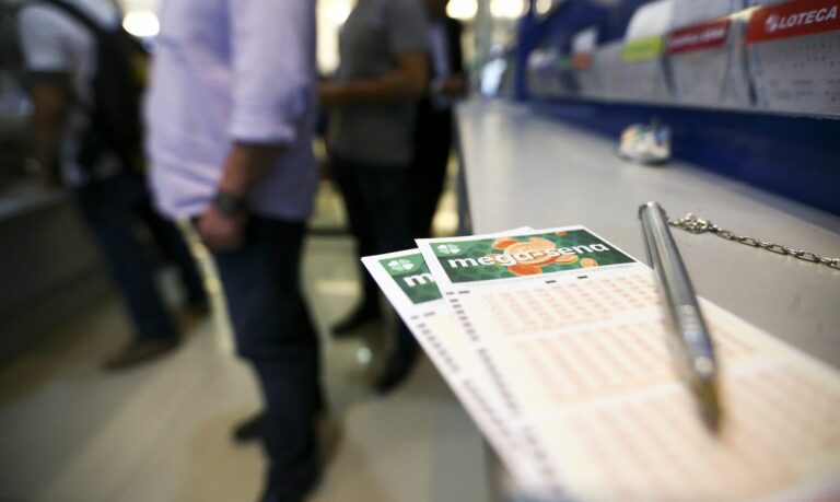Quatro apostas de Umuarama acertam na quadra e receberão R$ 495,65 cada