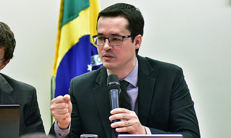 TSE cassa mandato do deputado Deltan Dallagnol por unanimidade