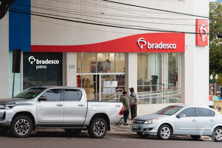 Agências bancárias não abrem para atendimento ao público no Corpus Christi 