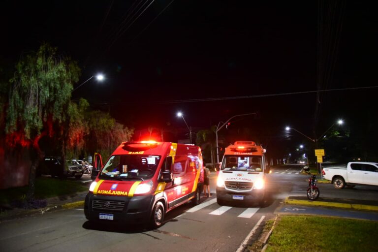 Três pessoas ficam feridas após atropelamento no início da noite em Umuarama