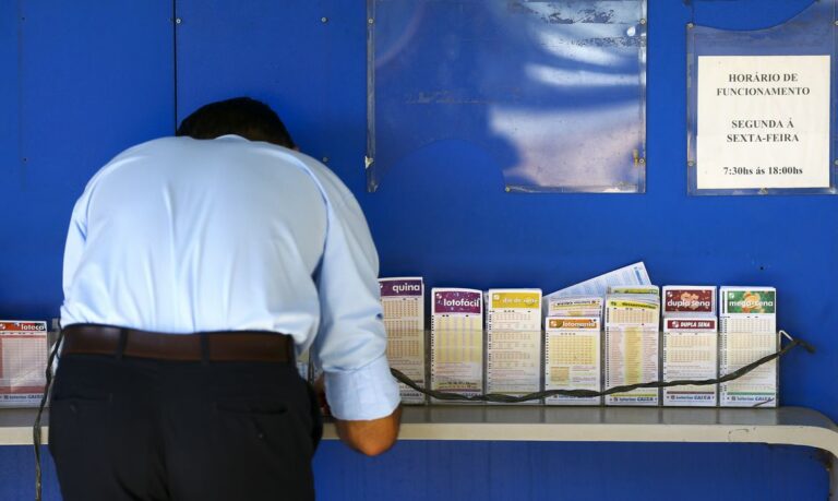 Umuarama: 6 apostadores acertam a quadra da Mega-Sena e 7 marcam 14 números na Lotofácil