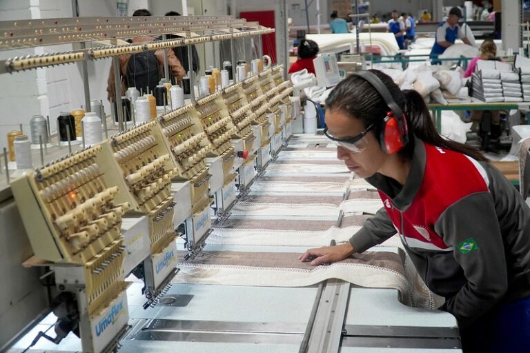 Destaque na economia, setor moveleiro contribui para valorizar produtos feitos em Umuarama