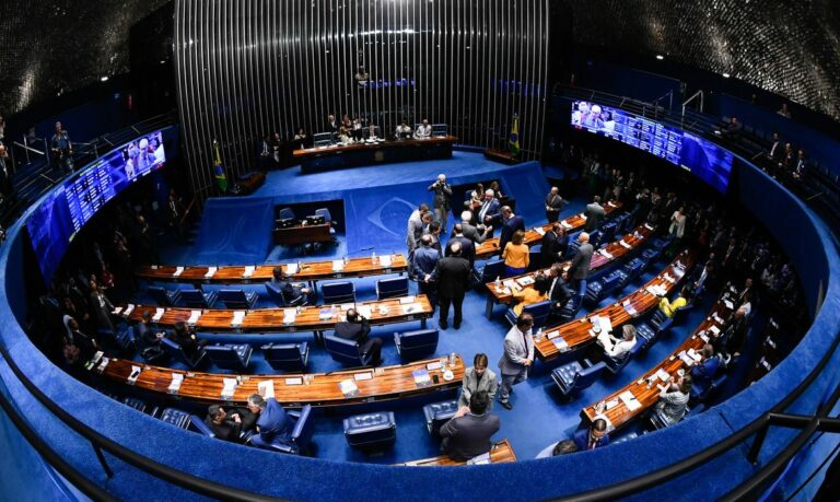 Após aprovação no Senado, marco temporal para demarcação de terras indígenas segue para sanção