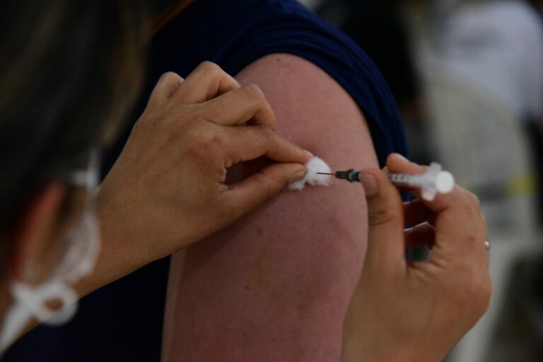 Umuarama terá vacinação contra Covid para crianças e reforço de Pfizer Bivalente
