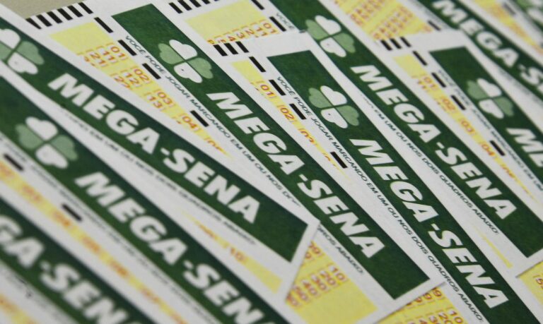 Dois apostadores de Umuarama acertam a quadra do último sorteio da Mega-Sena
