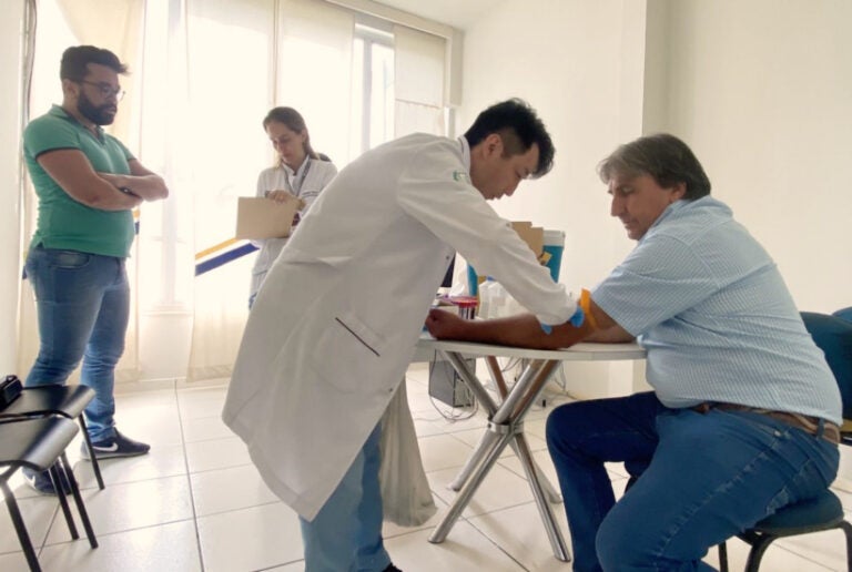 Novembro Azul: Servidores da Prefeitura fazem exame de sangue em ação pela saúde do homem