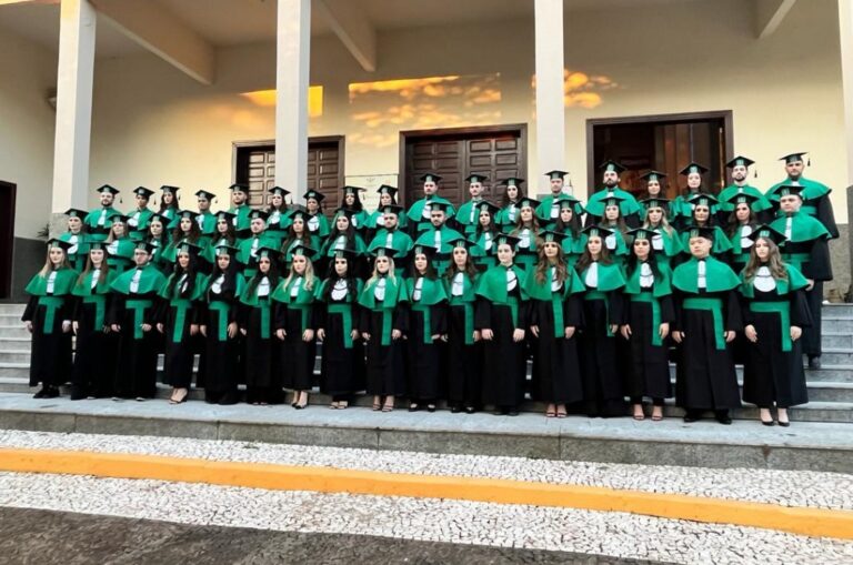 Colação de grau da primeira turma do curso de Medicina da Unipar será nesta quinta-feira