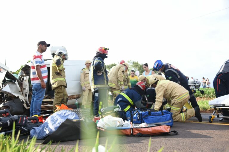 Grave colisão com 4 vítimas é registrada na PR-468 entre Umuarama e Mariluz
